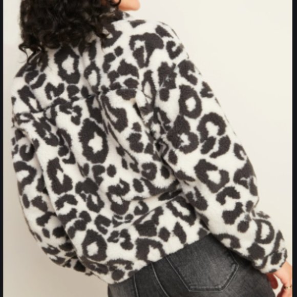 NWT Cozy Sherpa Snap-Front Flurry Crop Jacket - Picture 4 of 4